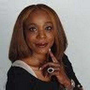 Meet your Posher, Adeola